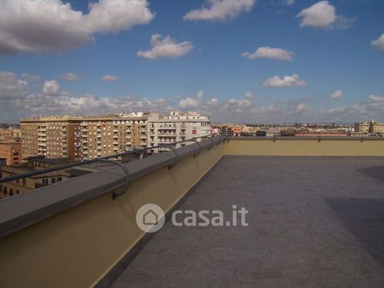 Attico, mansarda in Affitto in Piazza Camillo Finocchiaro Aprile a Roma - Foto 1