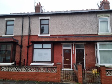2 bedroom terraced house to rent - Photo 5