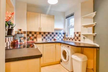 1 bedroom apartment to rent - Photo 4