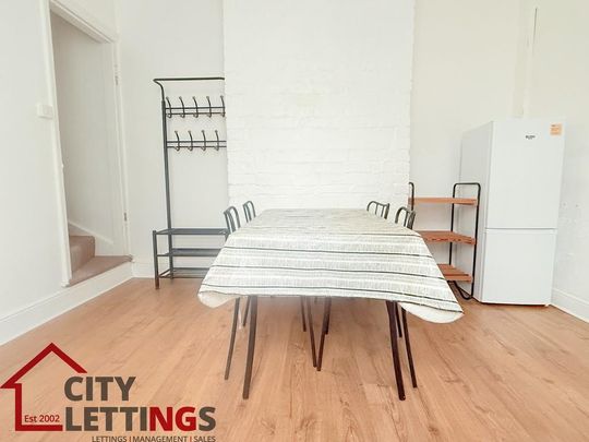 2 bedroom barn conversion to rent - Photo 1