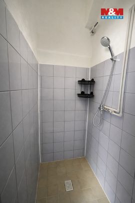 Pronájem bytu 1+kk 24 m² - Photo 1