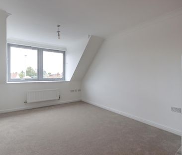 Harwoods Road, Watford, Hertfordshire, WD18 - Photo 6