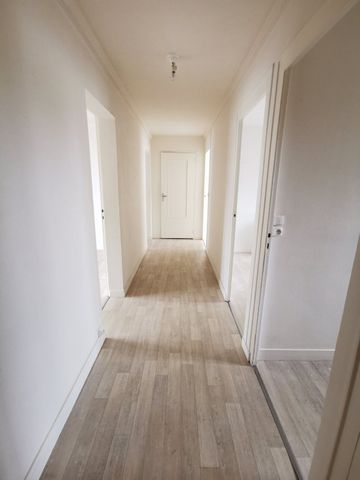 Location Appartement 3 pièces 70m² SAUMUR 49400 - Photo 5