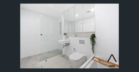 Modern Two-Bedroom Apartment with Double Parking - Photo 3