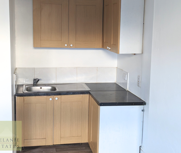 1 bed apartment to rent in High Street, Great Yarmouth, NR31 - Photo 1