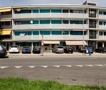 Appartement rafraîchi de 2.5 pièces au 1er étage - Photo 2