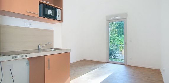 Apartment - Photo 2