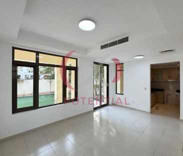 Unfurnished 3BR Villa / Private Garden / Vacant - Photo 6