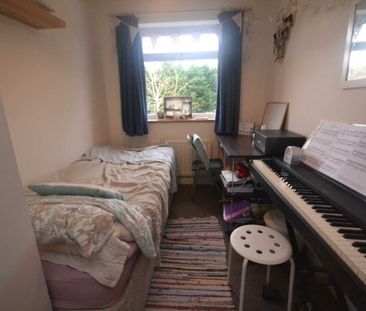 4 Bed - Melrose Avenue, University Area - Photo 6