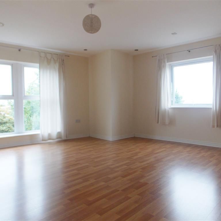 Chain Court, Swindon, Old Town - Photo 1