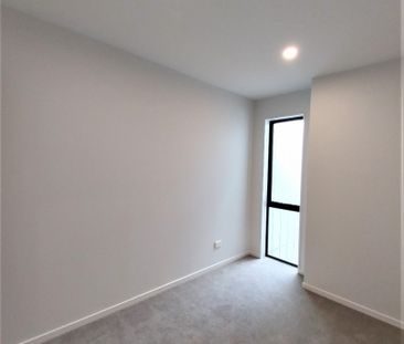 3 Bdrm Townhouse with 1 Car Park - Photo 5