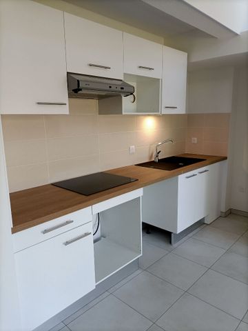 Location Maison 4 pièces 87m² - Photo 4