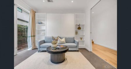 MODERN | BEACHSIDE LIFESTYLE | CONTEMPORARY STYLE - Photo 2