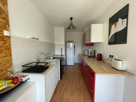 Location Appartement 4 pièces 79m² ANGERS 49000 - Photo 2