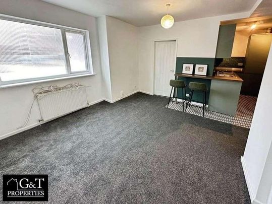 Flat, Church Street, Brierley Hill, DY5 - Photo 1