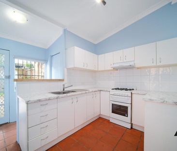 Charming Two-Bedroom Home in the Heart of St Peters - Photo 5