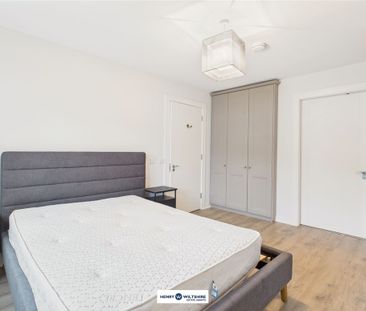 10 The Green , Dublin 13, Dublin - Photo 5