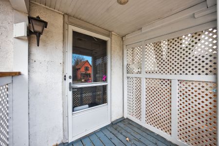 For Lease - 114 Burton Avenue, Barrie, Ontario - Photo 5