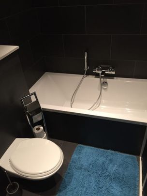 Appartement te huur - Photo 1