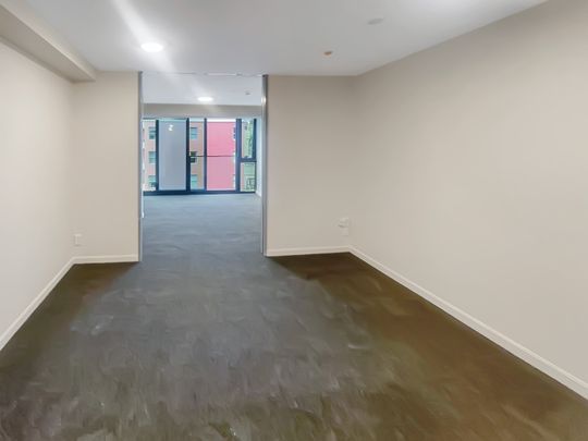 CITY CENTRE, 1 Bed + 1 Car park - Photo 1