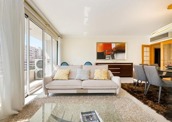 3 Bedroom Apartment with a view, Telheiras, Lisboa