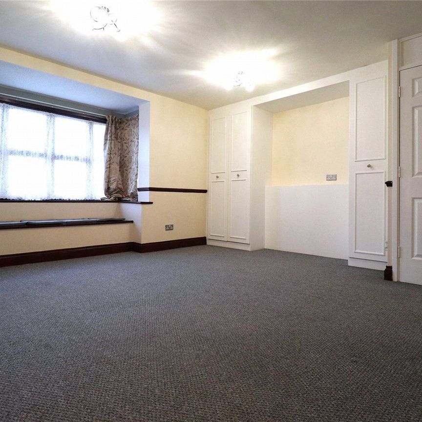 Kingsdale Court, Milton Road, Swanscombe, DA10 0LX - Photo 1