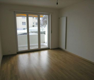 Beautiful 2.5-room apartment in a quiet location - Photo 1