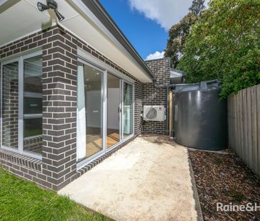 3/10 Pasley Street, Sunbury, VIC 3429 - Photo 5