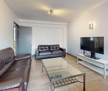 6 bedroom house to rent - Photo 2