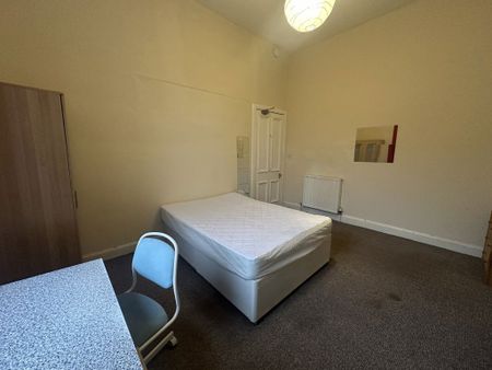 Edinburgh, Edinburgh - Photo 4