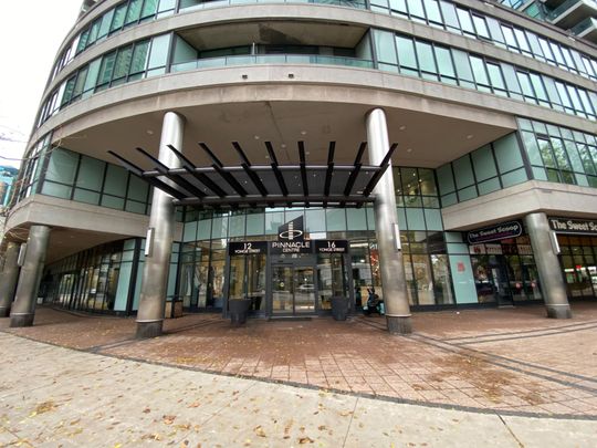 For Lease - 16 Yonge Street Unit# 1802, Toronto, Ontario - Photo 1