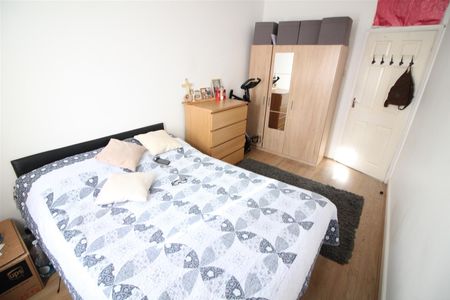 Sudbury Court Road, Harrow - Photo 5