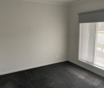 4 Bedroom Charmer - Photo 3