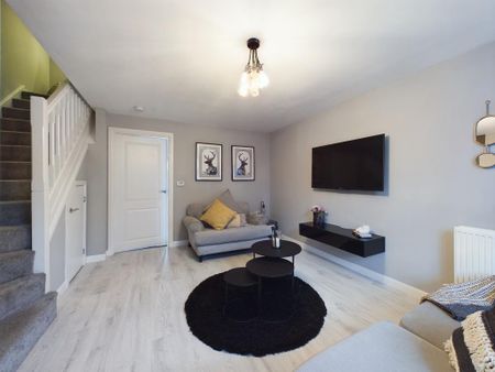 3 bedroom terraced house to rent - Photo 2