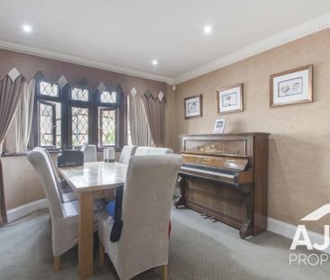 3 bedroom semi-detached house to rent - Photo 5