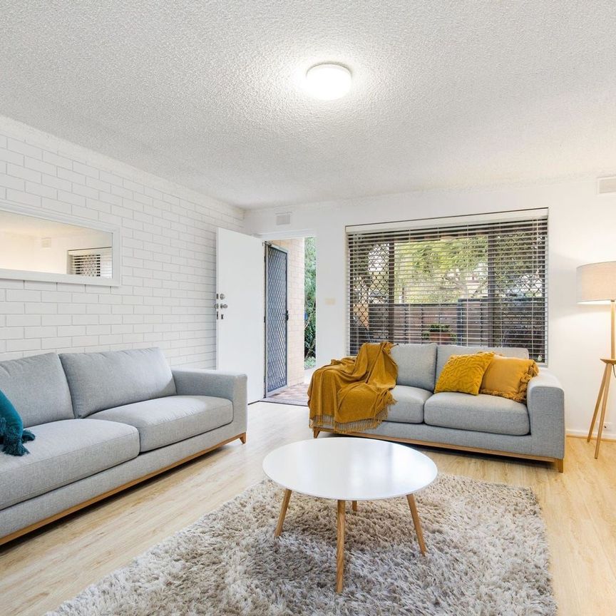 2 Bedroom Apartment in the Leafy Eastern Suburb of Frewville - Photo 1