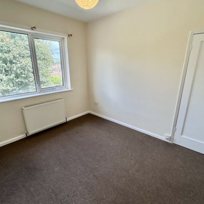 Beauvale Crescent - Photo 1