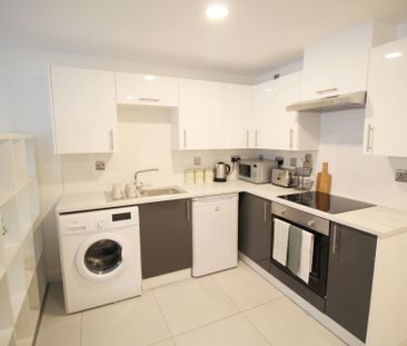 Flat 81, Samara Plaza, LS2 9DU, Leeds - Photo 4