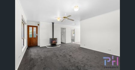 UPDATED HOME IN KANGAROO FLAT - Photo 2