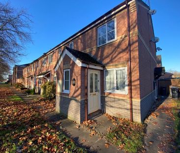 1 bedroom mews to rent - Photo 6