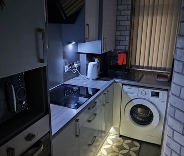 1 Bed Flat, Royston Square, G21 - Photo 3