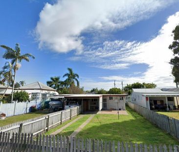 Charming Duplex Living in the Heart of South Townsville - Photo 2