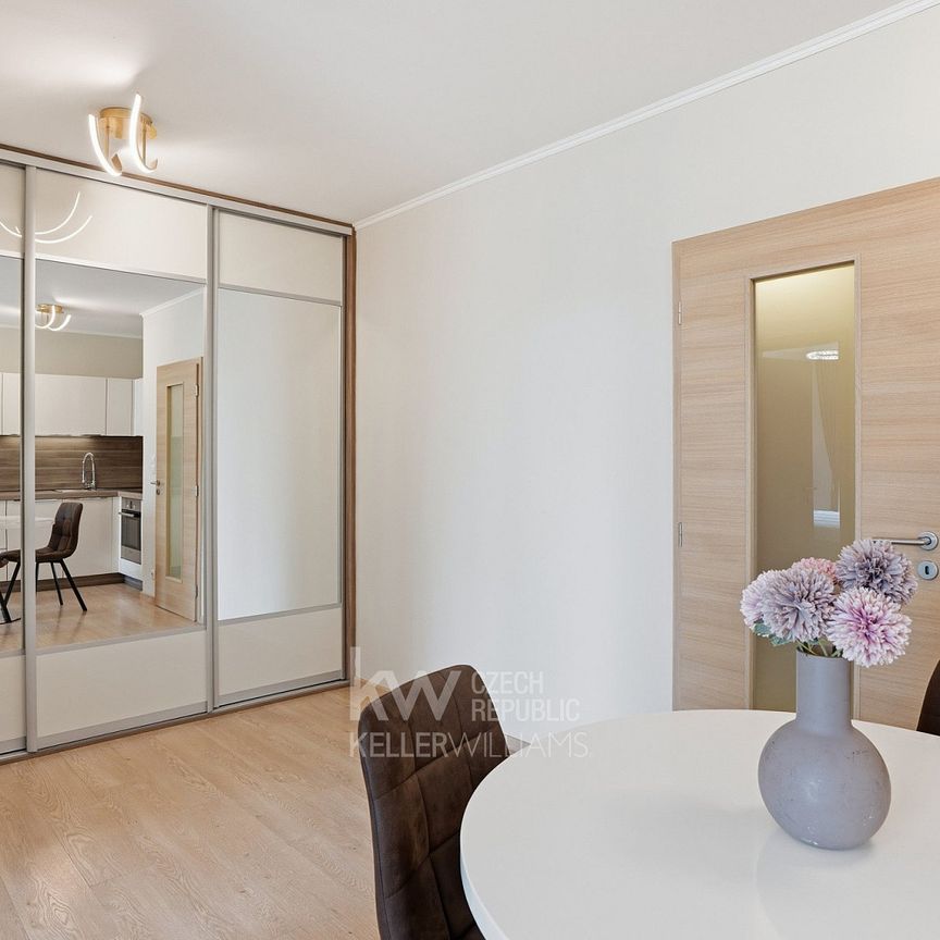 Pronájem bytu 2+kk 47 m² - Photo 1