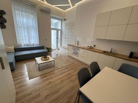Kiadó újszerű állapotú lakás - Budapest VI. kerület - Fotó 3