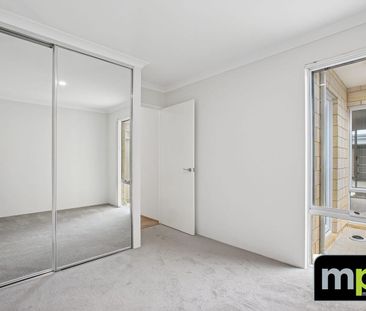 A Coastal Lifestyle Like No Other... - Photo 5