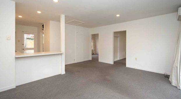 Prime 2-Bedroom Merivale Living - Photo 1