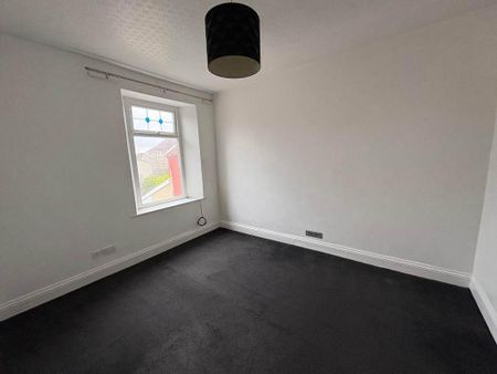 4 bedroom house to rent - Photo 3