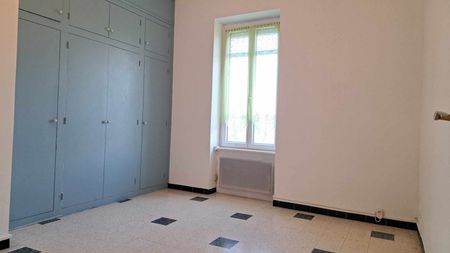 Location - Appartement T2 en R+1, de 80 m² avec emplacement de parking - Photo 5