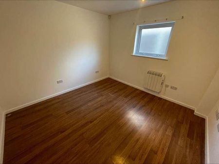 Bedroom - Central Luton - Unfurnished, LU1 - Photo 4