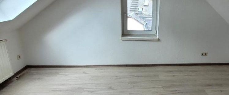 Charmante Dachgeschoss-Maisionette mit 2,5 Zimmern in ruhiger Lage - Foto 1